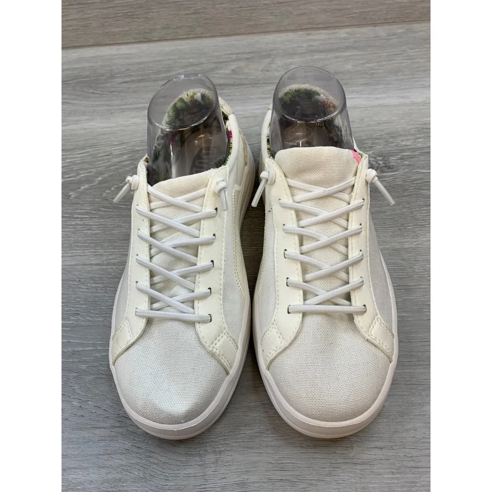 Hey Dude Karina Coconut White Canvas Sneakers Women's 8 Low Top Casual Shoes